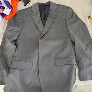 Jos A Bank Suit Light Gray perfect condition